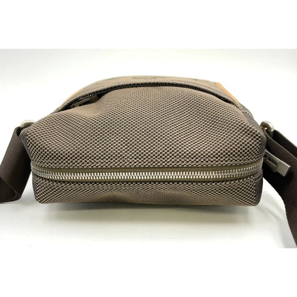 Louis Vuitton Crossbody Damier Geant Messenger Bag - Picture 4 of 14